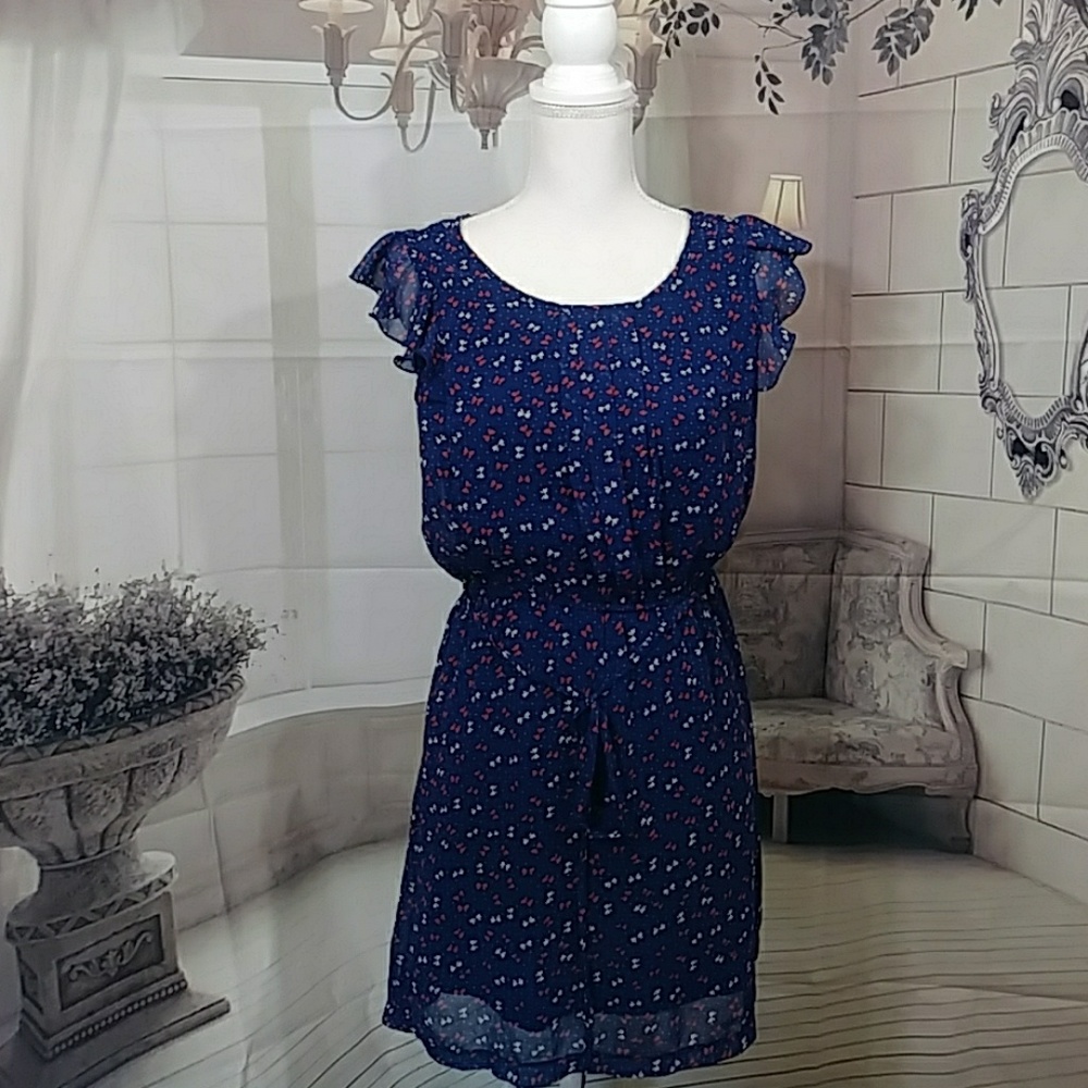 ❤️6 items for $25 sale!!❤️Timing Ribbon Print Dress